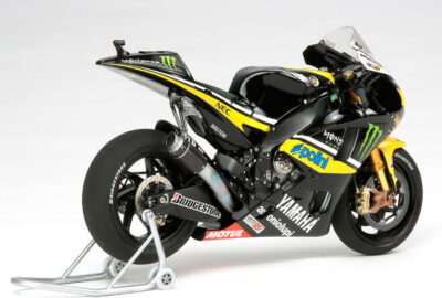 Tamiya - Moto 1/12 Yamaha YZR-M1 '09 Tech 3 Cod. 14119 - immagine 4