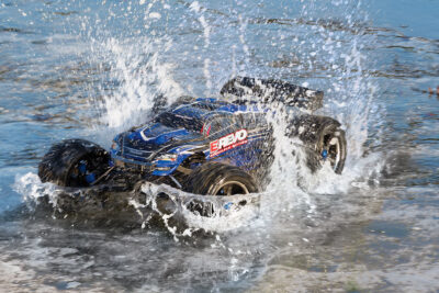 Traxxas - .Monster Truck E-REVO BRUSHLESS  RTR +(Link-enabled+TSM) - Cod. TRX56086-4 - immagine 4