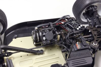 Kyosho - INFERNO MP9E EVO 1/8 4WD Buggy Cod. K.34105B - immagine 17